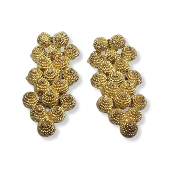 VINTAGE TEXTURED GOLDTONED CLUSTER BALL DROP ARTICULATED EARRINGS - Picture 3 of 4